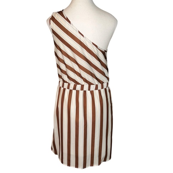 Cupshe Brown and White Asymmetrical One- Shoulder Mini Dress M - Picture 5 of 8